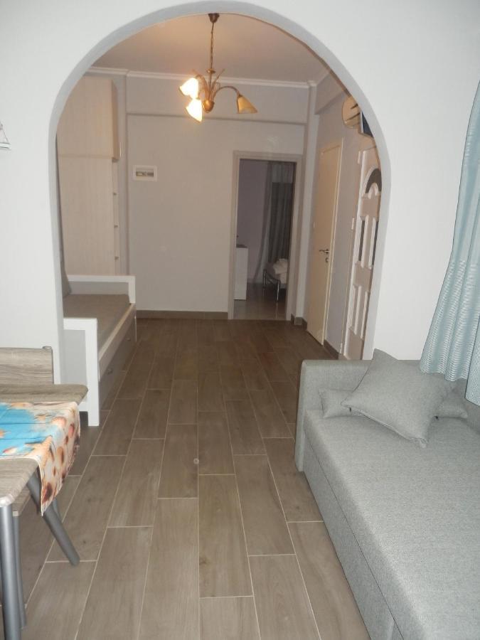 Zephyros Family Apartments 1 Ormos Panagias Buitenkant foto