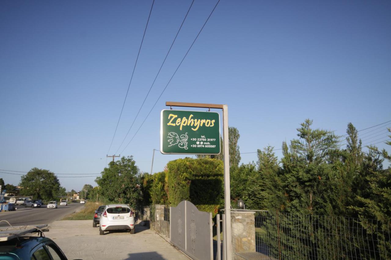 Zephyros Family Apartments 1 Ormos Panagias Buitenkant foto