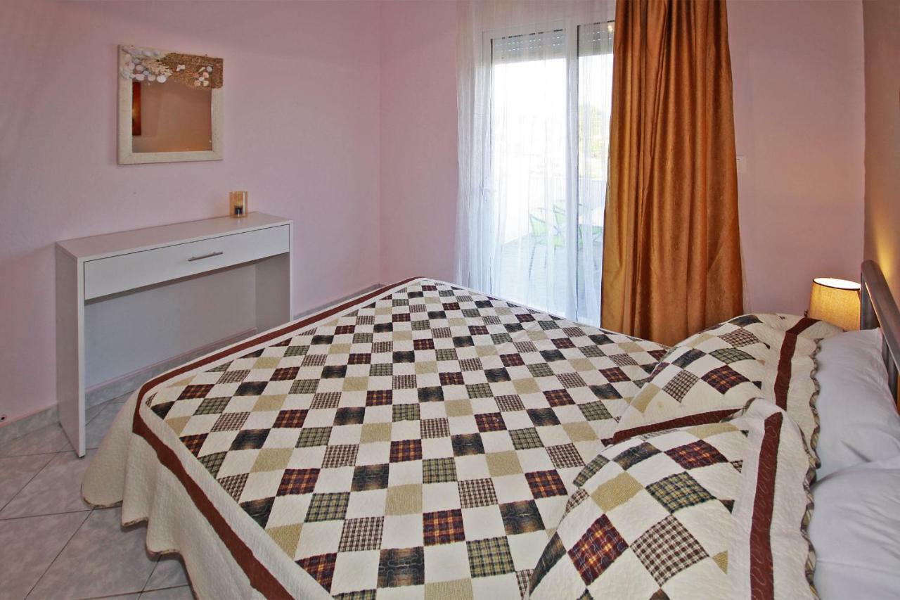 Zephyros Family Apartments 1 Ormos Panagias Buitenkant foto